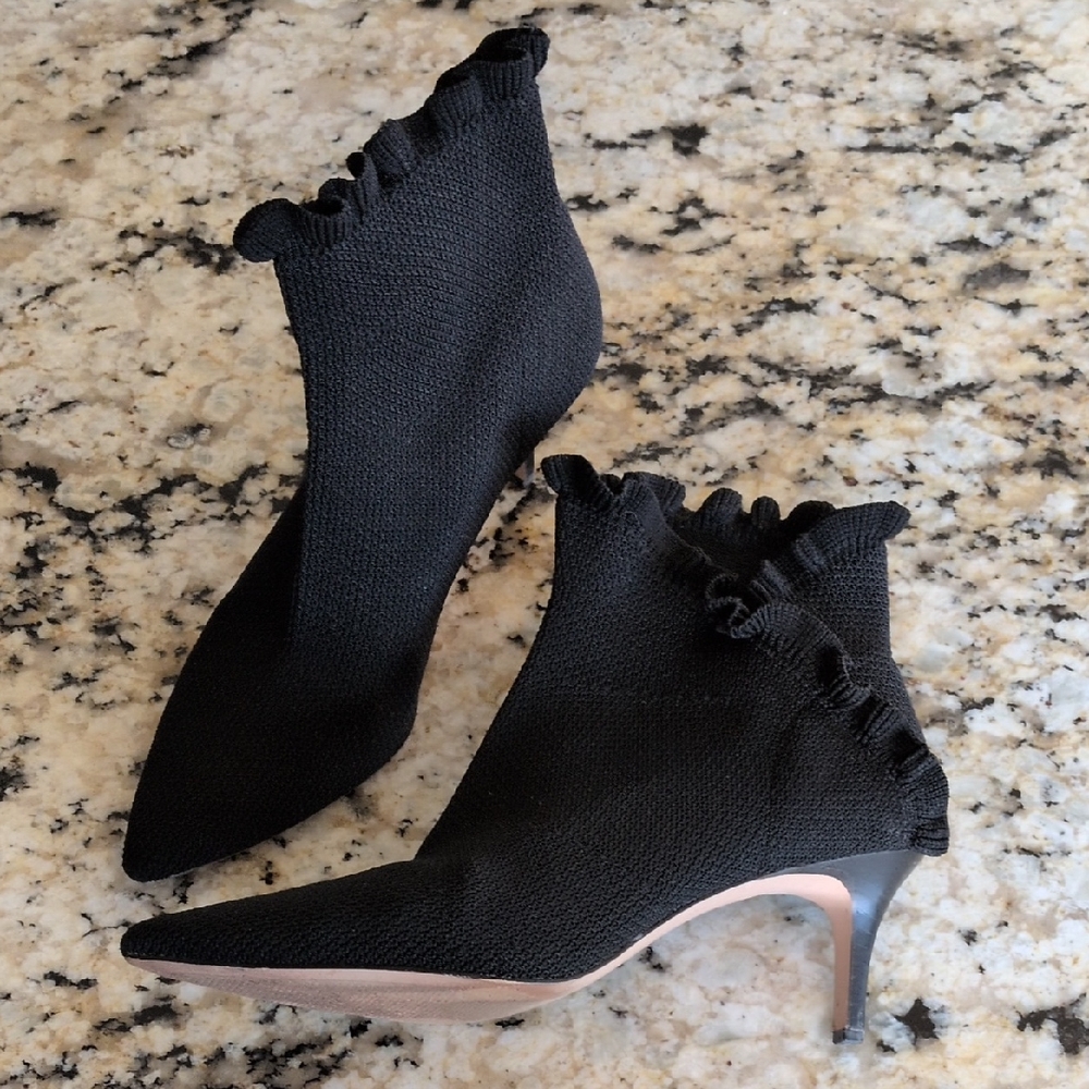 Women's Black Ruffled Knit Ankle Booties
